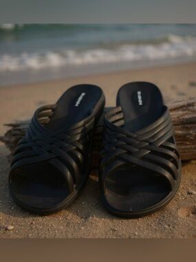 Okabashi Black Braided Slide Sandals